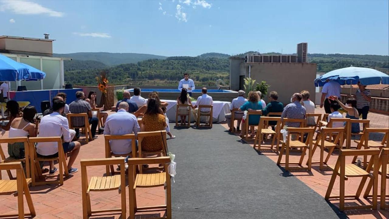 Sant Sadurní dʼAnoia Hotel Fonda Neus מראה חיצוני תמונה