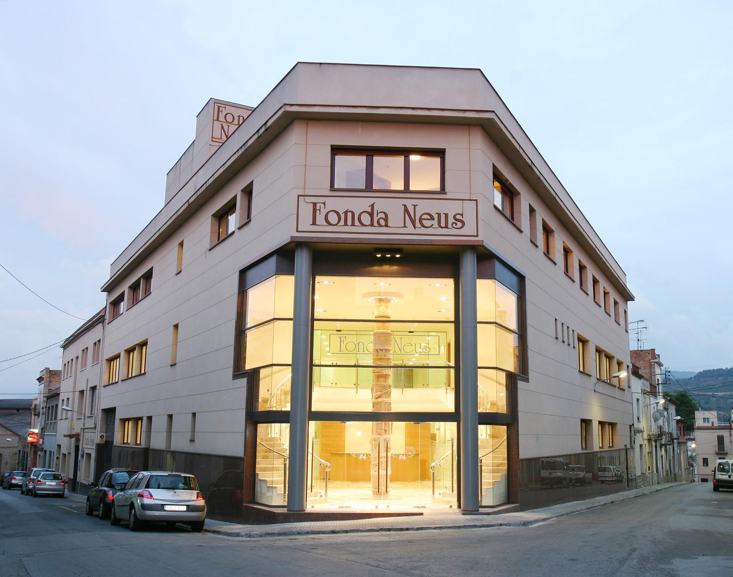 Sant Sadurní dʼAnoia Hotel Fonda Neus מראה חיצוני תמונה