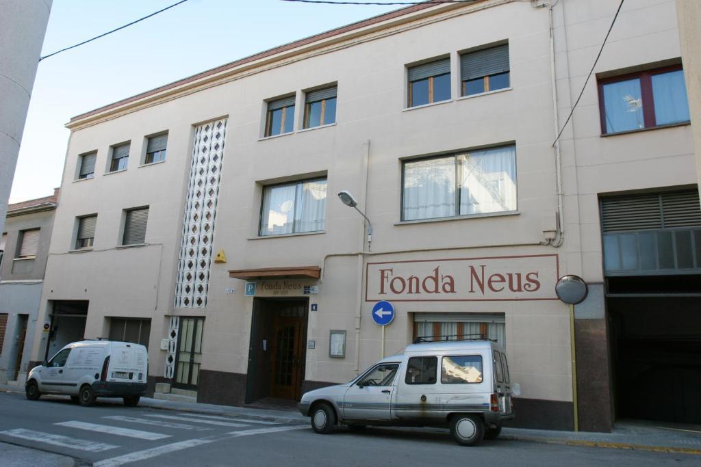 Sant Sadurní dʼAnoia Hotel Fonda Neus מראה חיצוני תמונה
